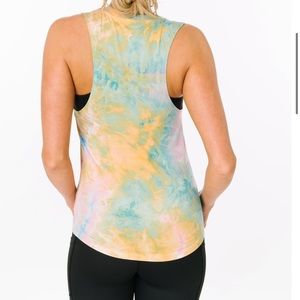 Hendrix 🎨 Kettle Moon Tank